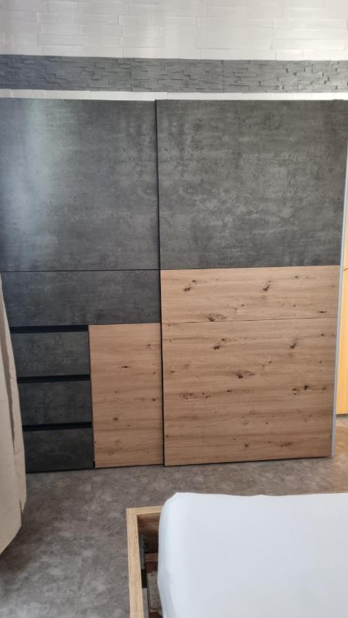 Modern Eingerichtete 3-Zi-Ferienwohnung Zu Vermieten Löffingen 外观 照片