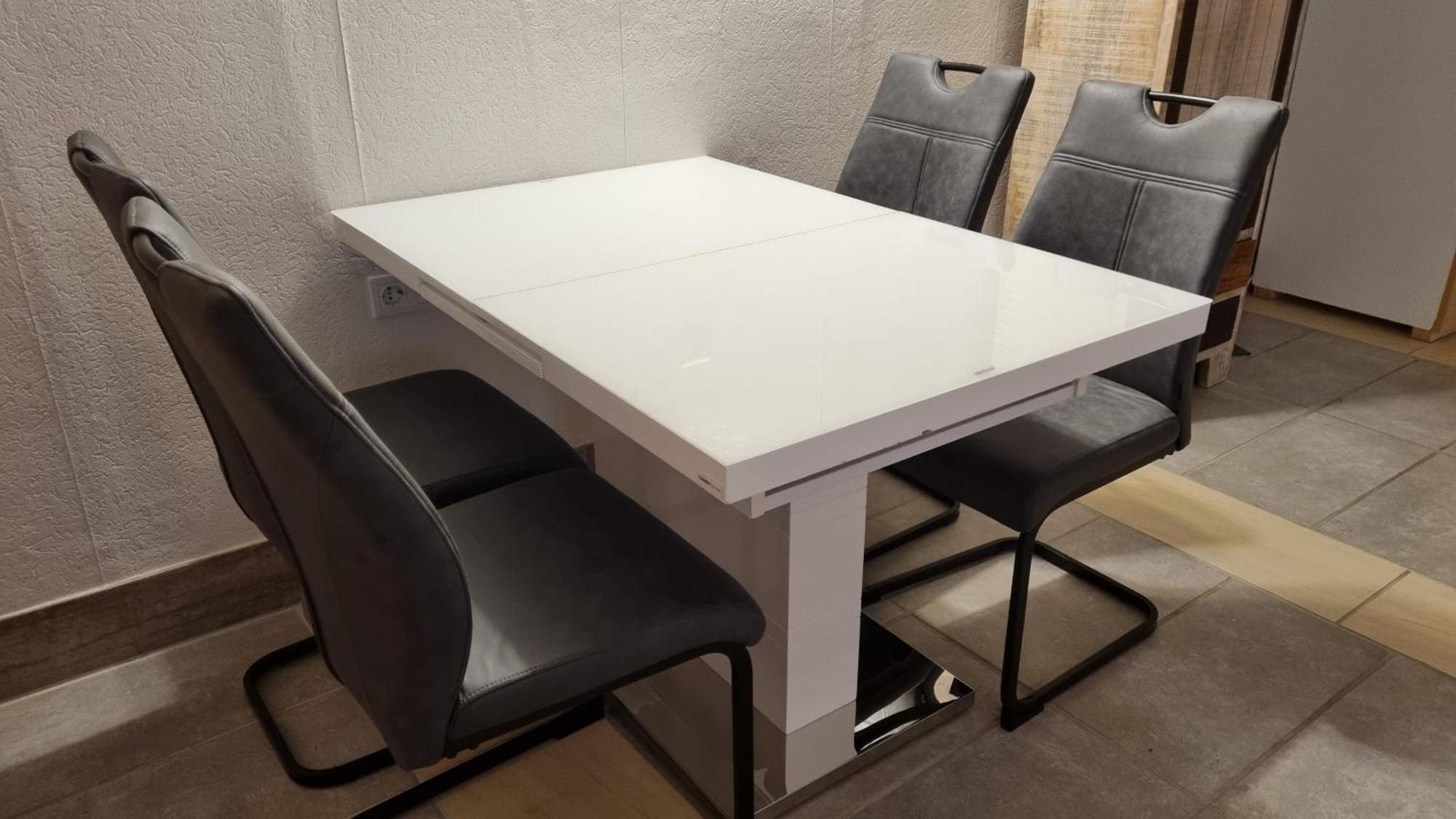 Modern Eingerichtete 3-Zi-Ferienwohnung Zu Vermieten Löffingen 外观 照片